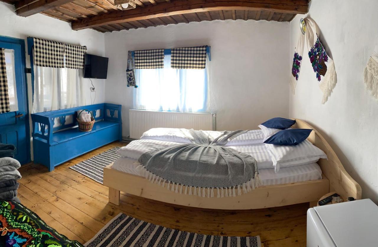 Casuta Tivadar Hotell Breb Exteriör bild