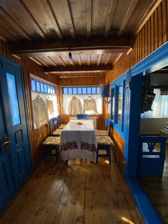 Casuta Tivadar Hotell Breb Exteriör bild