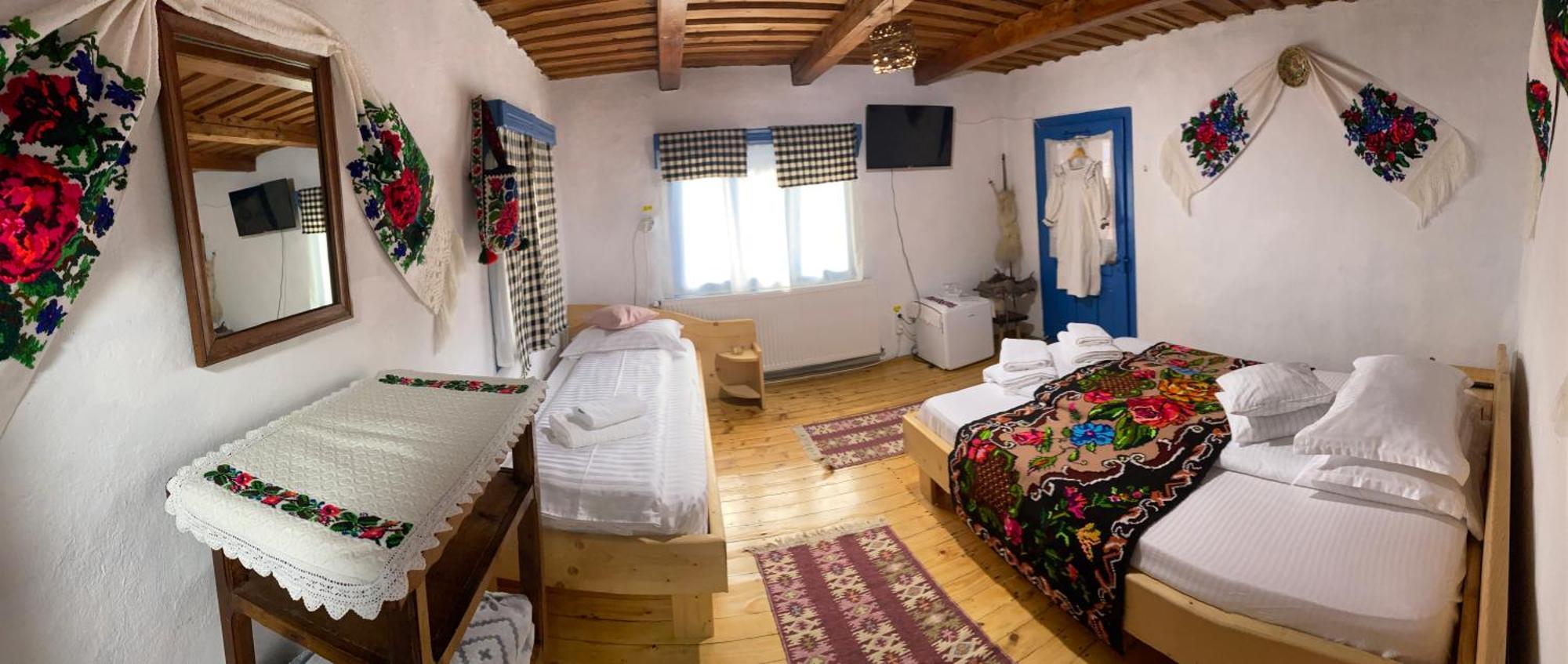 Casuta Tivadar Hotell Breb Exteriör bild